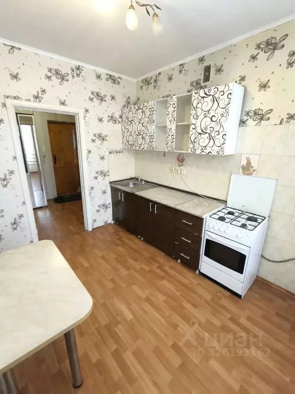 2-к кв. Орловская область, Орел Кромская ул., 10 (57.2 м) - Фото 1