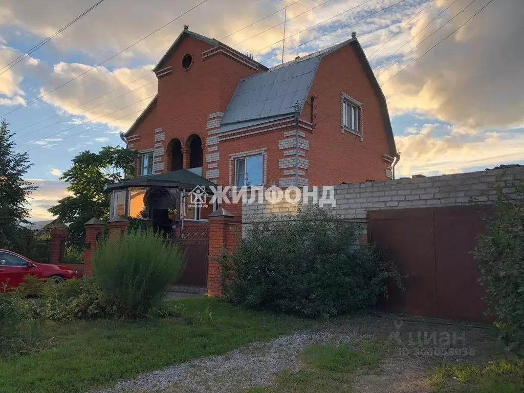Дом в Кемеровская область, Белово Раздольная ул. (350 м) - Фото 0