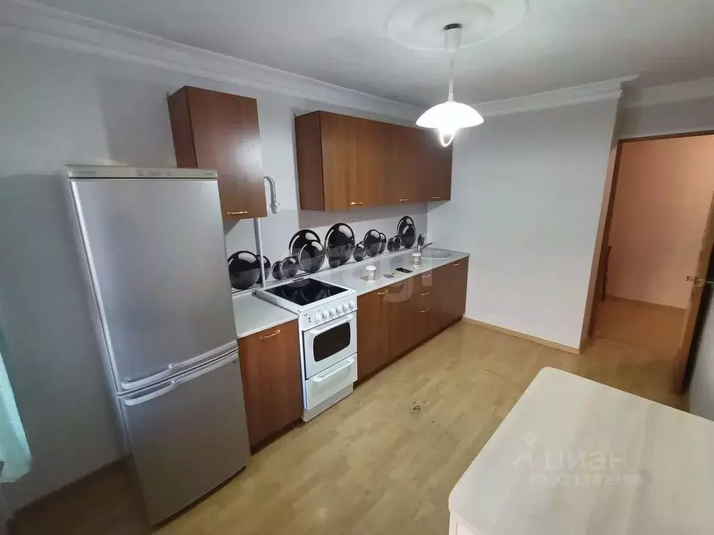 3-к кв. Башкортостан, Уфа ул. Чудинова, 7/1 (80.0 м) - Фото 0