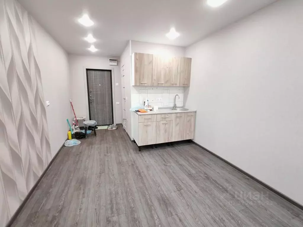 1-к кв. Кемеровская область, Кемерово бул. Строителей, 46 (17.0 м) - Фото 1