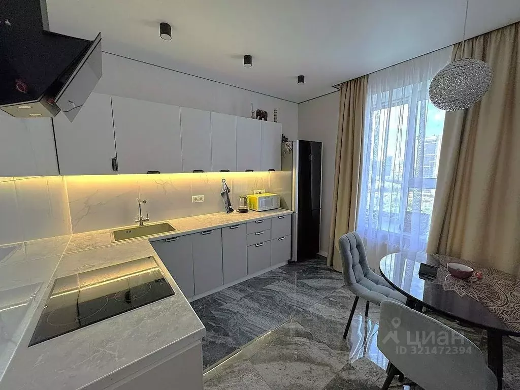 2-к кв. Татарстан, Казань ул. Братьев Касимовых, 35 (55.4 м) - Фото 0