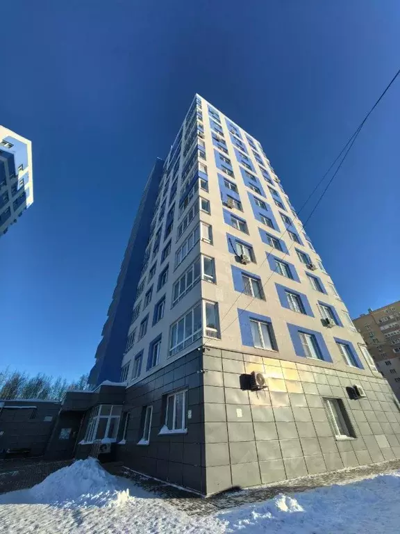 3-к кв. Башкортостан, Нефтекамск ул. Строителей, 31 (71.0 м) - Фото 1