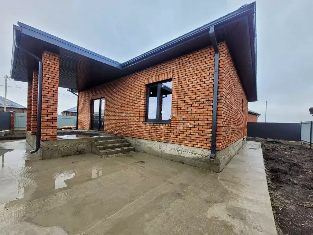 Дом в Краснодарский край, Северская ст-ца ул. Западная (90 м) - Фото 1