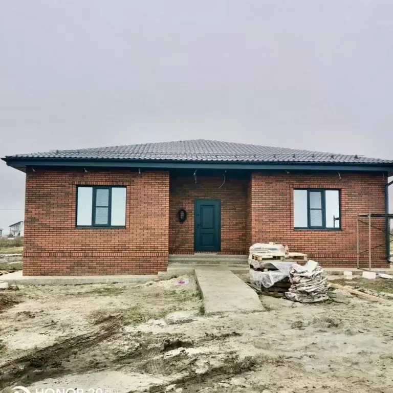 Дом в Курская область, Курский район, Моковский сельсовет, д. 1-я ... - Фото 2