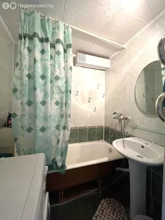 3-комнатная квартира: Курган, улица Дружбы, 8 (60.5 м) - Фото 1