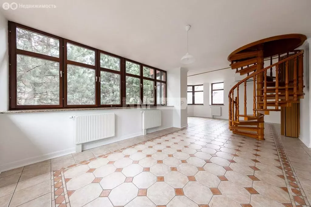 Дом в деревня Чесноково, КП Резиденции Бенилюкс (637 м) - Фото 1