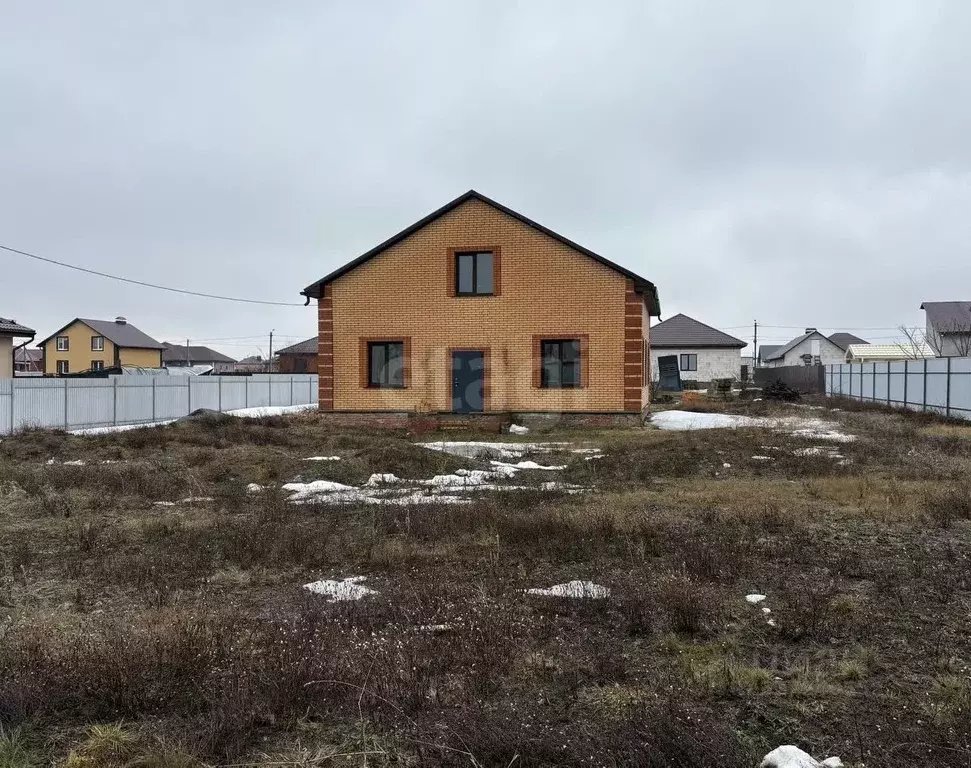 Дом в Белгородская область, Строитель Яковлевский городской округ, ул. ... - Фото 1