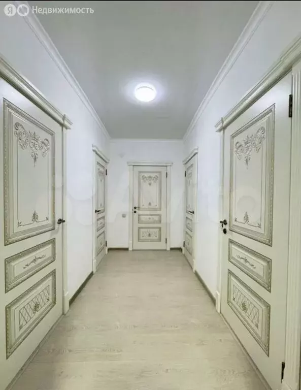 3-комнатная квартира: Нальчик, улица Ватутина, 29Б (106.4 м) - Фото 0