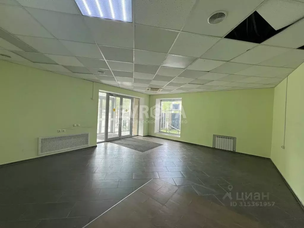 Торговая площадь в Ульяновская область, Ульяновск ул. Димитрова, 3 ... - Фото 0