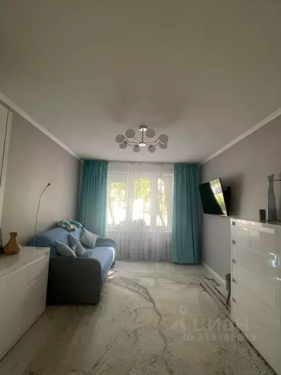 1-к кв. Москва ул. Кухмистерова, 3К1 (33.0 м) - Фото 0
