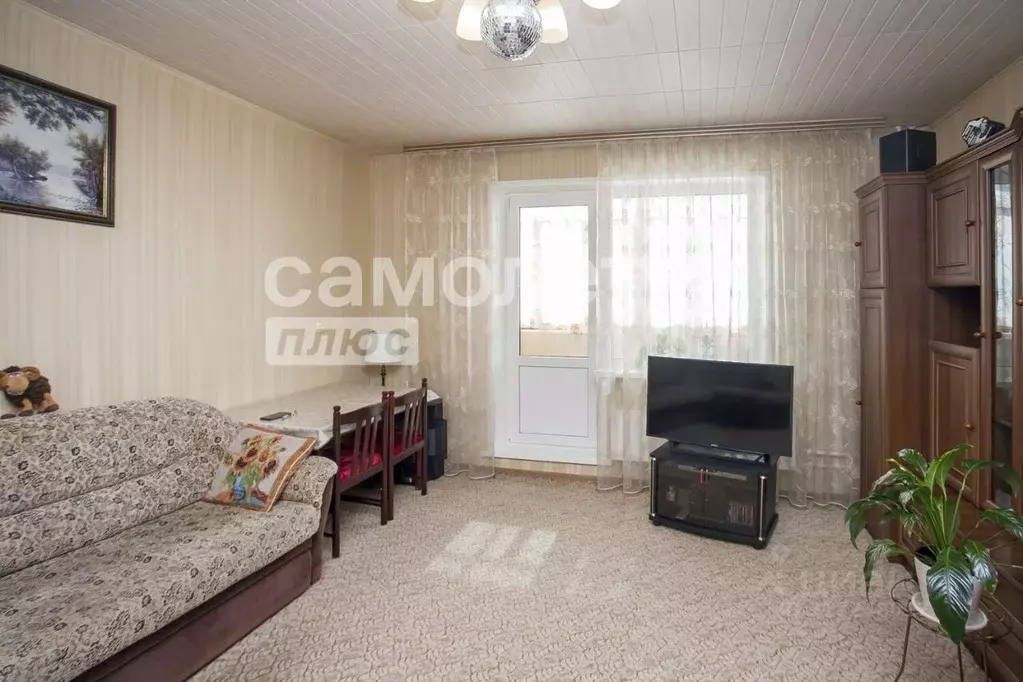 3-к кв. Кемеровская область, Кемерово Космическая ул., 4/1 (65.2 м) - Фото 0