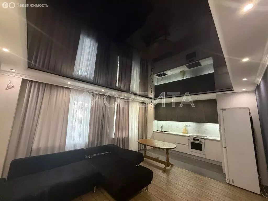 3-комнатная квартира: Тюмень, улица Дмитрия Менделеева, 12 (88.1 м) - Фото 1