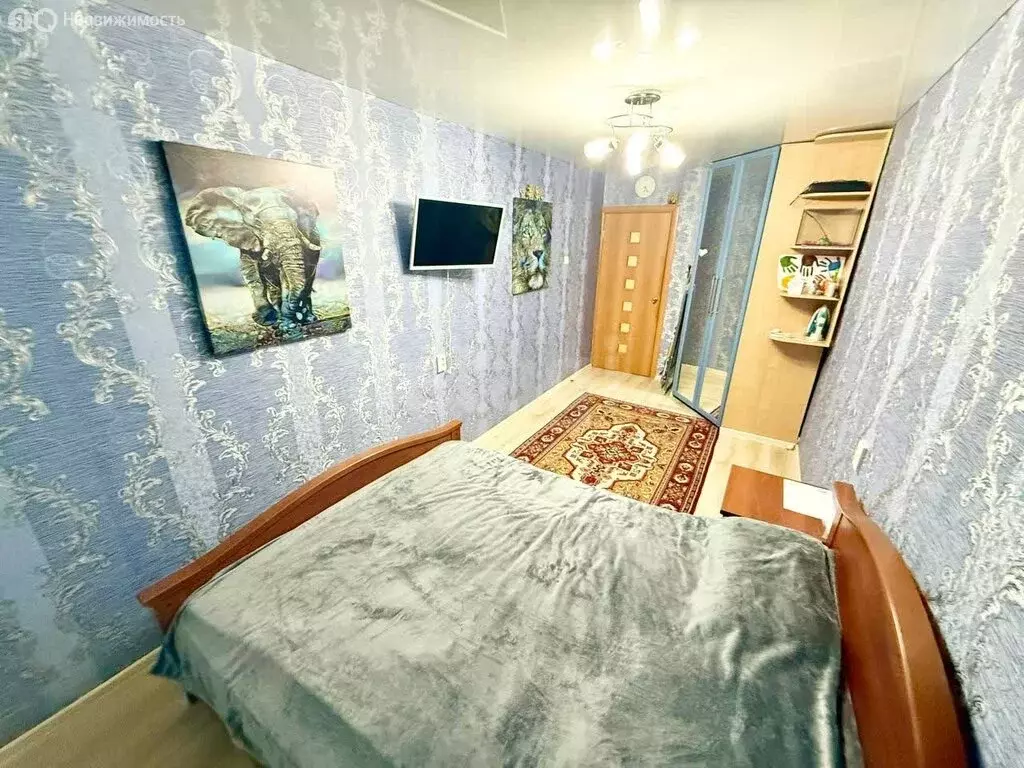 3-комнатная квартира: Ижевск, улица 10 лет Октября, 45 (58.6 м) - Фото 1