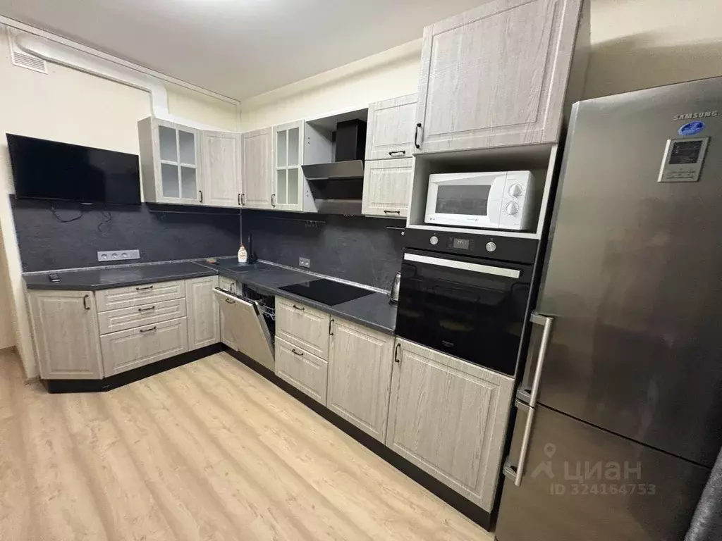 3-к кв. Ленинградская область, Кудрово г. Всеволожский район, ... - Фото 2