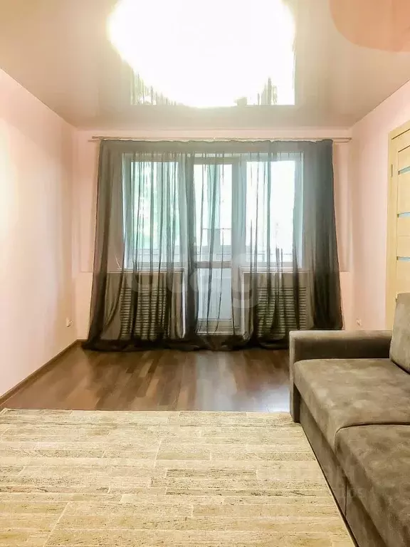 2-к кв. Псковская область, Псков ул. Максима Горького, 25 (45.7 м) - Фото 1