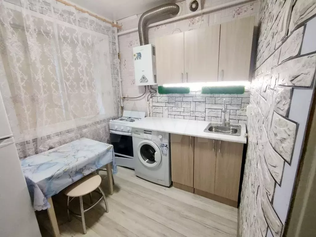 1-к. квартира, 31 м, 1/5 эт. - Фото 0