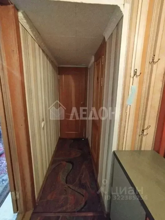 1-к кв. Омская область, Омск просп. Космический, 101к1 (30.0 м) - Фото 2