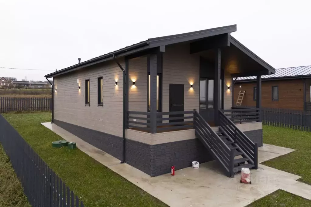 Дом в Ленинградская область, Ломоносовский район, Аннинское городское ... - Фото 1