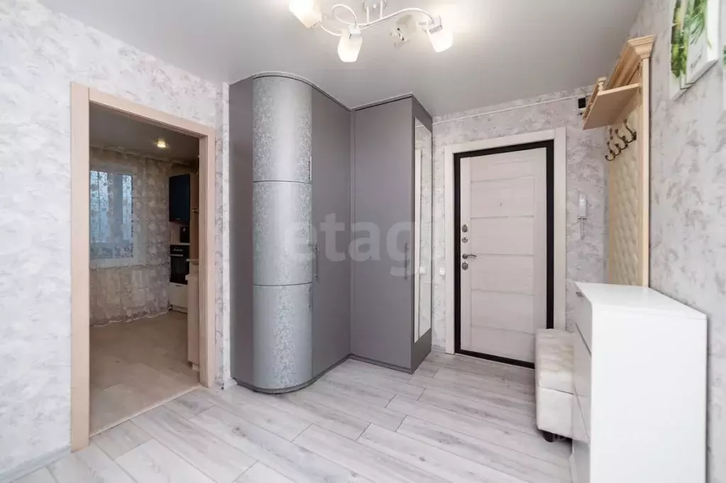 2-к кв. Курганская область, Курган Заозерный жилрайон, 1-й мкр, 8 ... - Фото 1