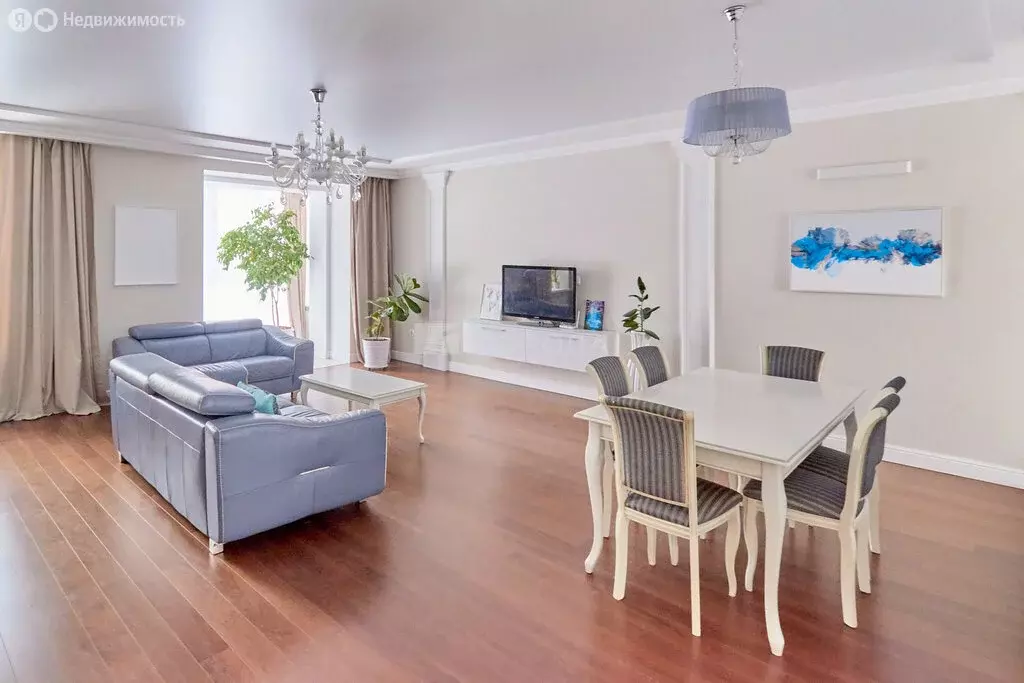 Дом в Томск, микрорайон Академгородок, Академический проспект, 39 (260 ... - Фото 1