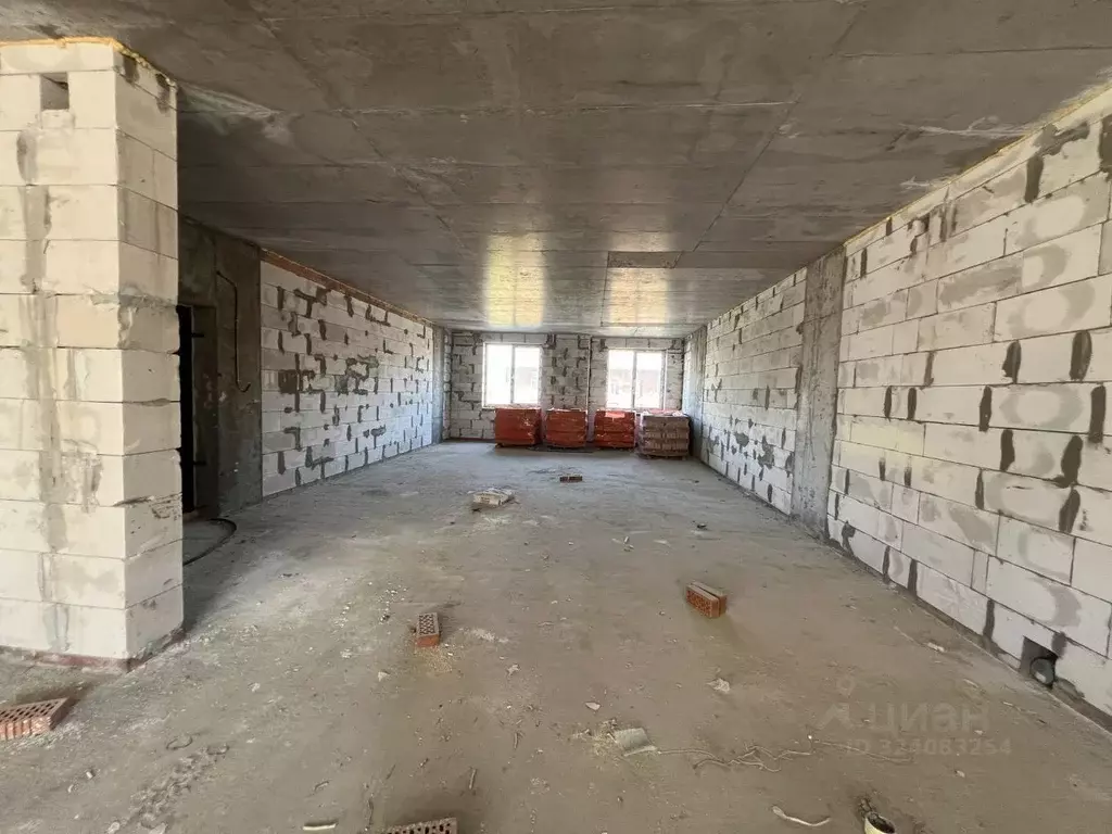 3-к кв. Северная Осетия, Владикавказ ул. Олега Кошевого, 2В (107.0 м) - Фото 1