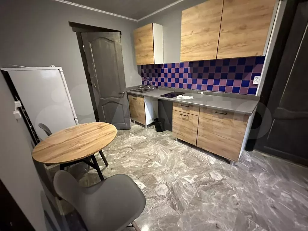 2-к. квартира, 42 м, 1/5 эт. - Фото 0