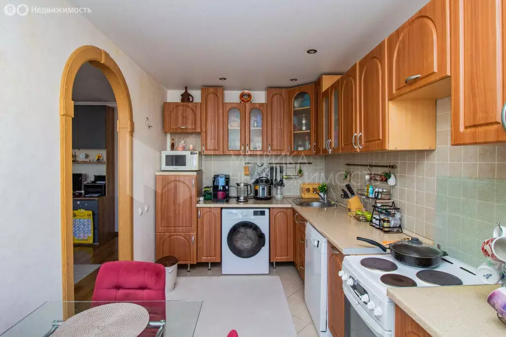 3-комнатная квартира: Тюмень, улица Монтажников, 17 (85.2 м) - Фото 2