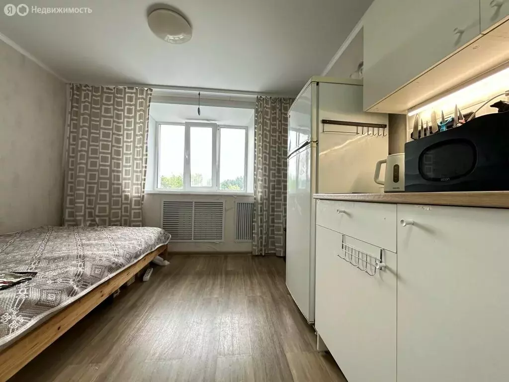 1к в 8-комнатной квартире (12.5 м) - Фото 1
