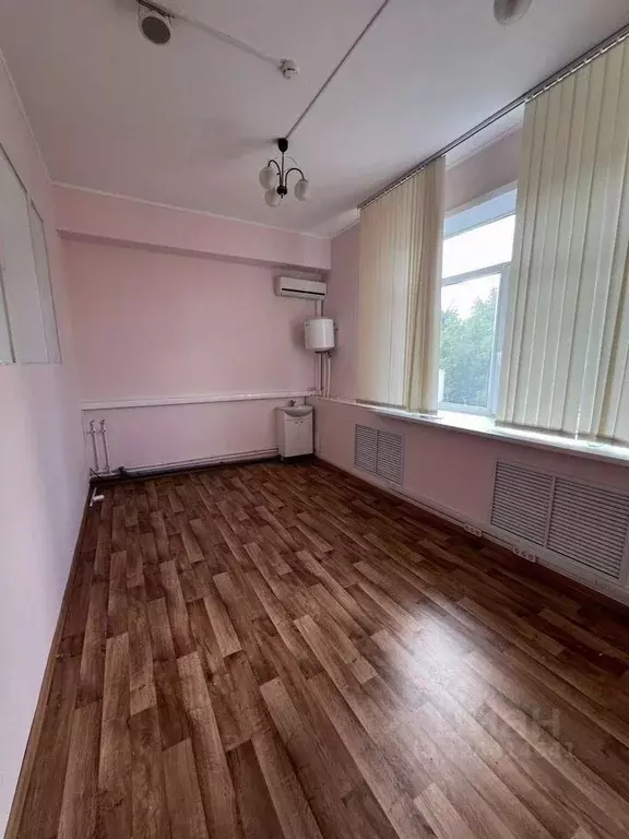 Офис в Свердловская область, Екатеринбург ул. Машиностроителей, 29 (34 ... - Фото 1