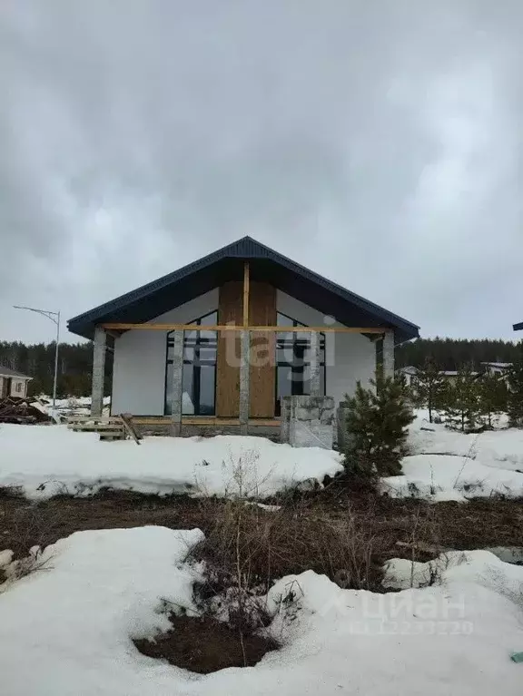 Дом в Свердловская область, Белоярский городской округ, пос. Рассоха, ... - Фото 0