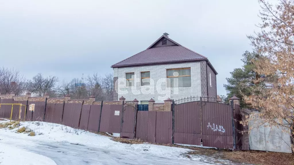 Дом в Белгородская область, Белгород пер. Павлова (240 м) - Фото 0