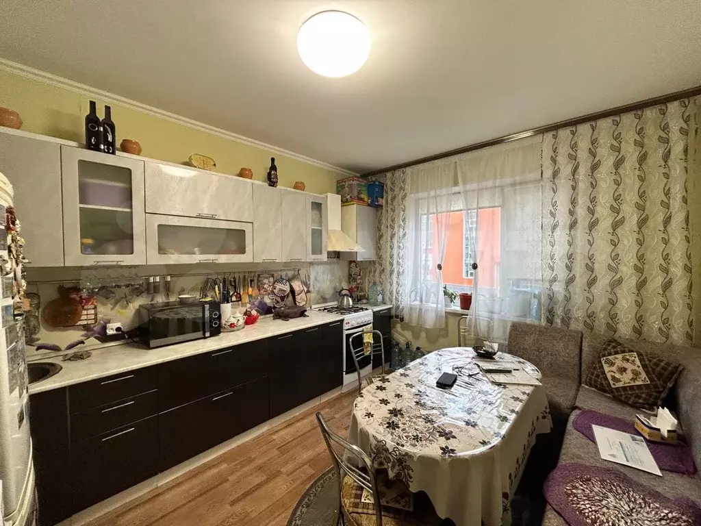 2-к. квартира, 60 м, 2/10 эт. - Фото 0