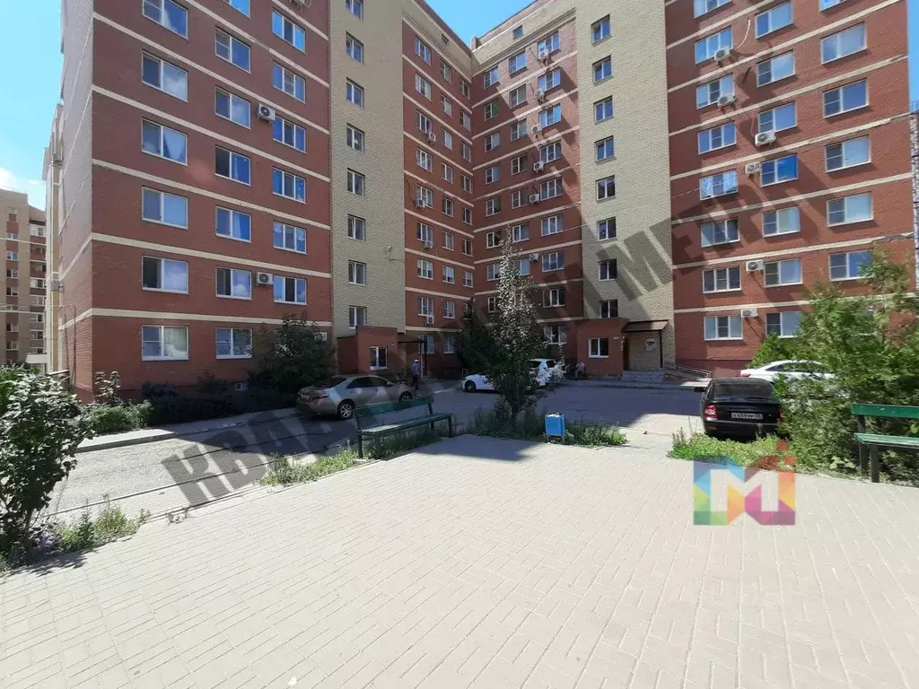 3-к кв. Калмыкия, Элиста 10-й мкр, 15к1 (62.8 м) - Фото 1