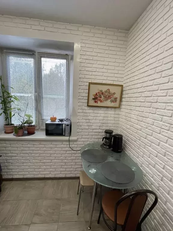 1-к. квартира, 33 м, 2/4 эт. - Фото 0