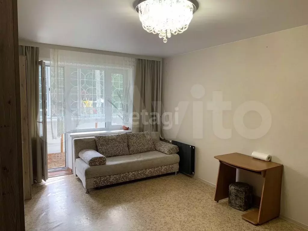 1-к. квартира, 40 м, 1/10 эт. - Фото 0