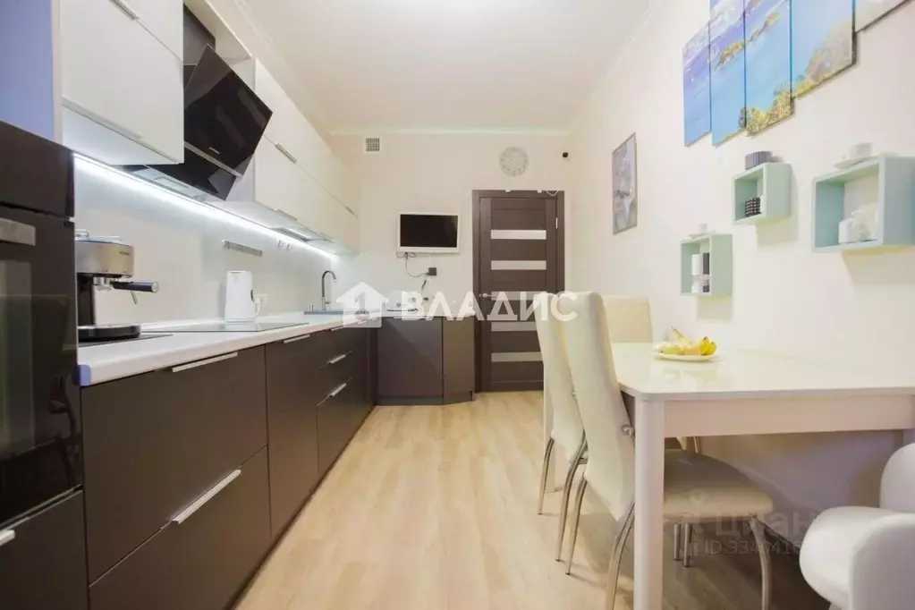 2-к кв. Санкт-Петербург Парашютная ул., 36к1 (60.8 м) - Фото 1