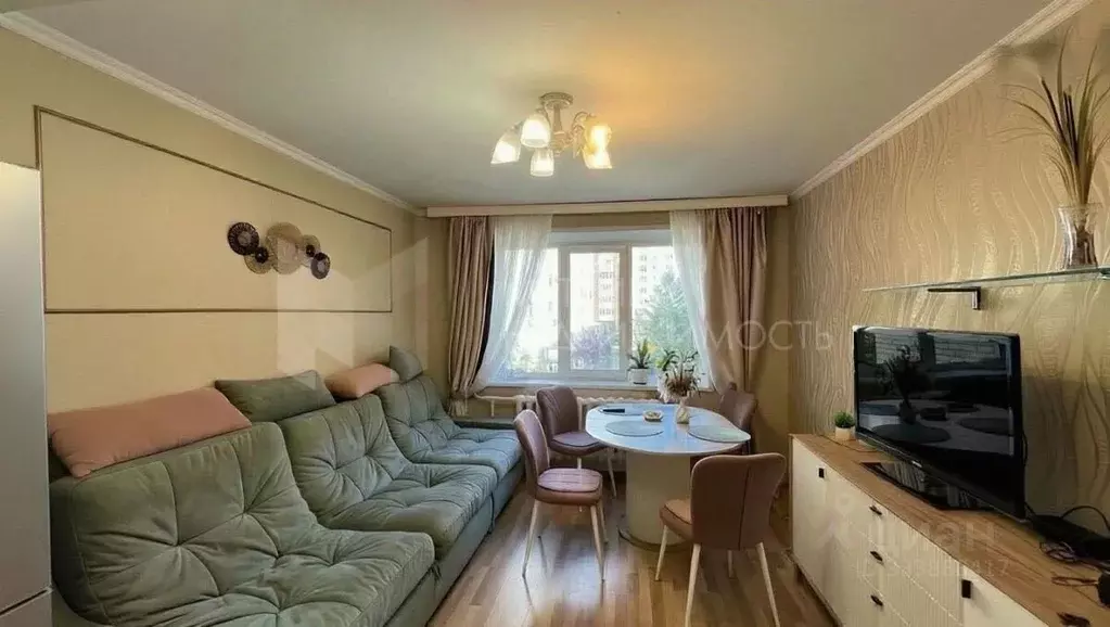 3-к кв. Тюменская область, Тюмень ул. Пермякова, 78к3 (96.6 м) - Фото 0