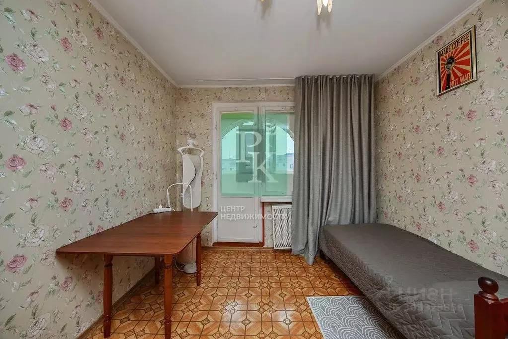 4-к кв. Севастополь просп. Октябрьской Революции, 22/7 (90.7 м) - Фото 1