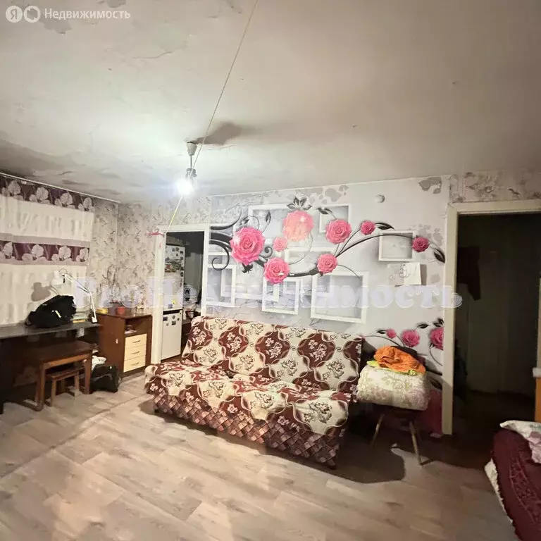 3-комнатная квартира: Кызыл, улица Ленина, 42 (54.9 м) - Фото 1