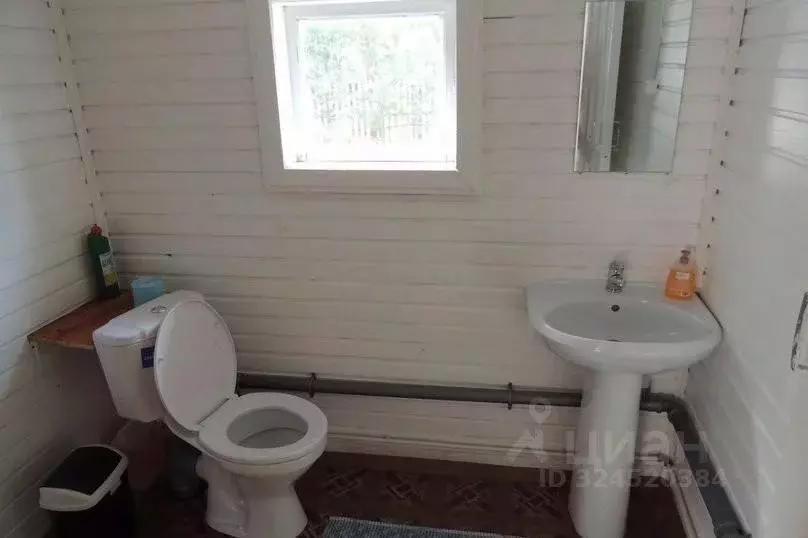 Дом в Карелия, Олонецкий район, Ильинское с/пос, с. Нурмойла ул. ... - Фото 1