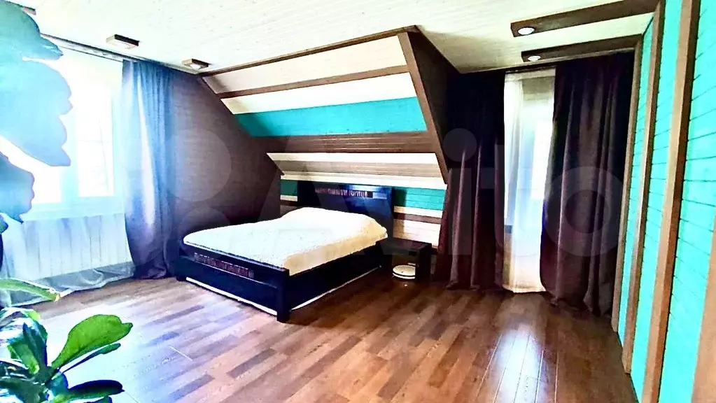 Комната 14 м в 5-к., 2/2 эт. - Фото 0