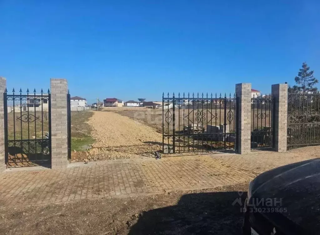 Участок в Крым, Сакский район, с. Уютное  (6.0 сот.) - Фото 1