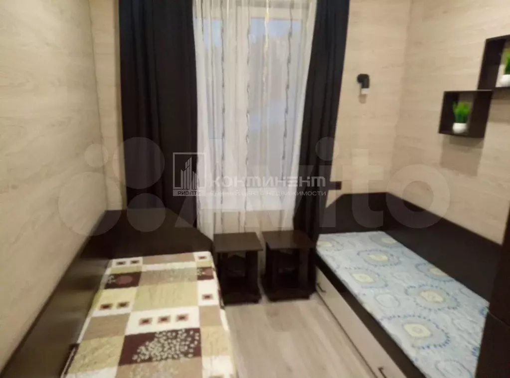 Комната 14 м в 7-к., 2/2 эт. - Фото 1