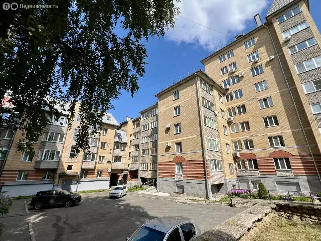 3-комнатная квартира: Киров, Орловская улица, 52 (108 м) - Фото 1