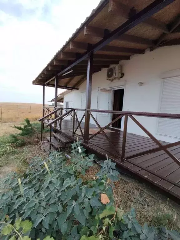 Дом в Краснодарский край, Темрюкский район, Тамань ст-ца  (80 м) - Фото 1