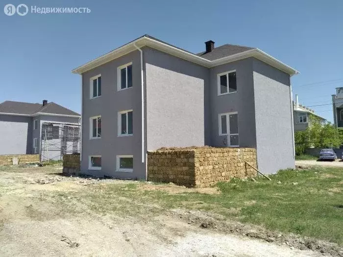 Дом в Республика Крым, городской округ Евпатория, посёлок городского ... - Фото 2