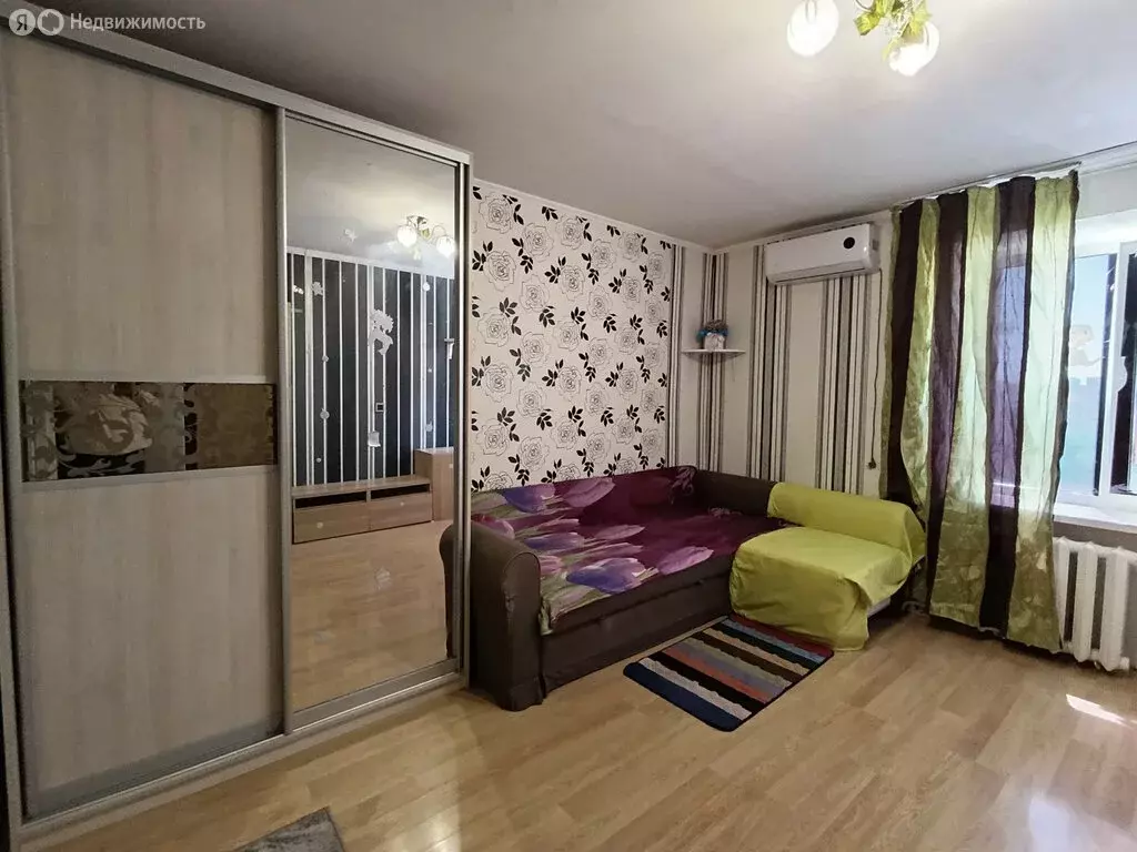 1к в 4-комнатной квартире (15 м) - Фото 1