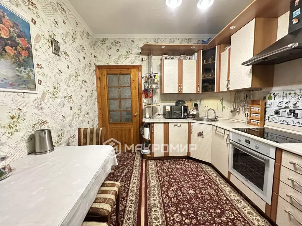 2-к кв. Ханты-Мансийский АО, Сургут Игоря Киртбая ул., 13 (57.0 м) - Фото 1