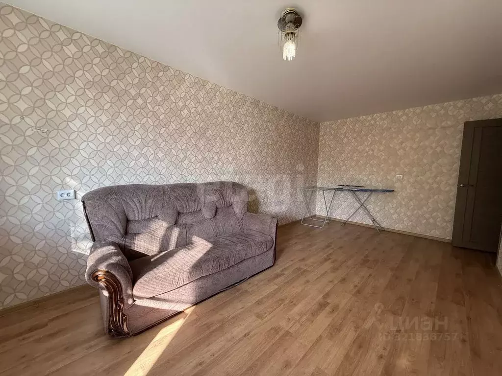 2-к кв. Кемеровская область, Кемерово Мирная ул., 6 (41.9 м) - Фото 0