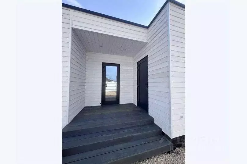 Дом в Крым, Сакский район, Новофедоровка пгт ул. Светлая, 22 (80 м) - Фото 2